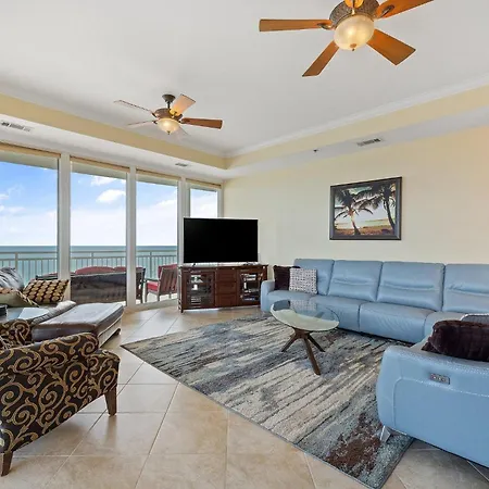 Villa La Playa 901